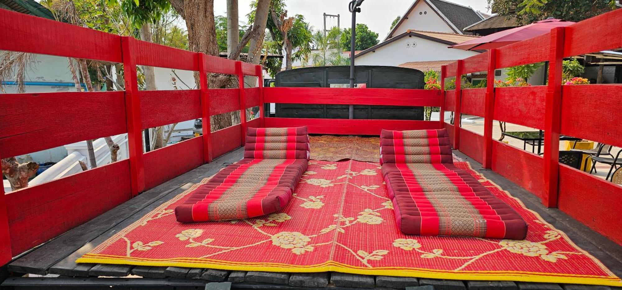 Sabaidee Guesthouse Luang Prabang Ngoại thất bức ảnh