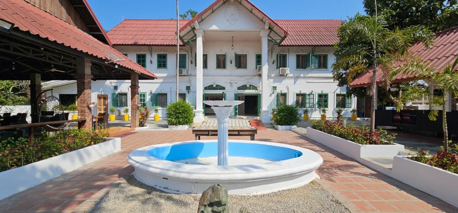 Sabaidee Guesthouse Luang Prabang Ngoại thất bức ảnh