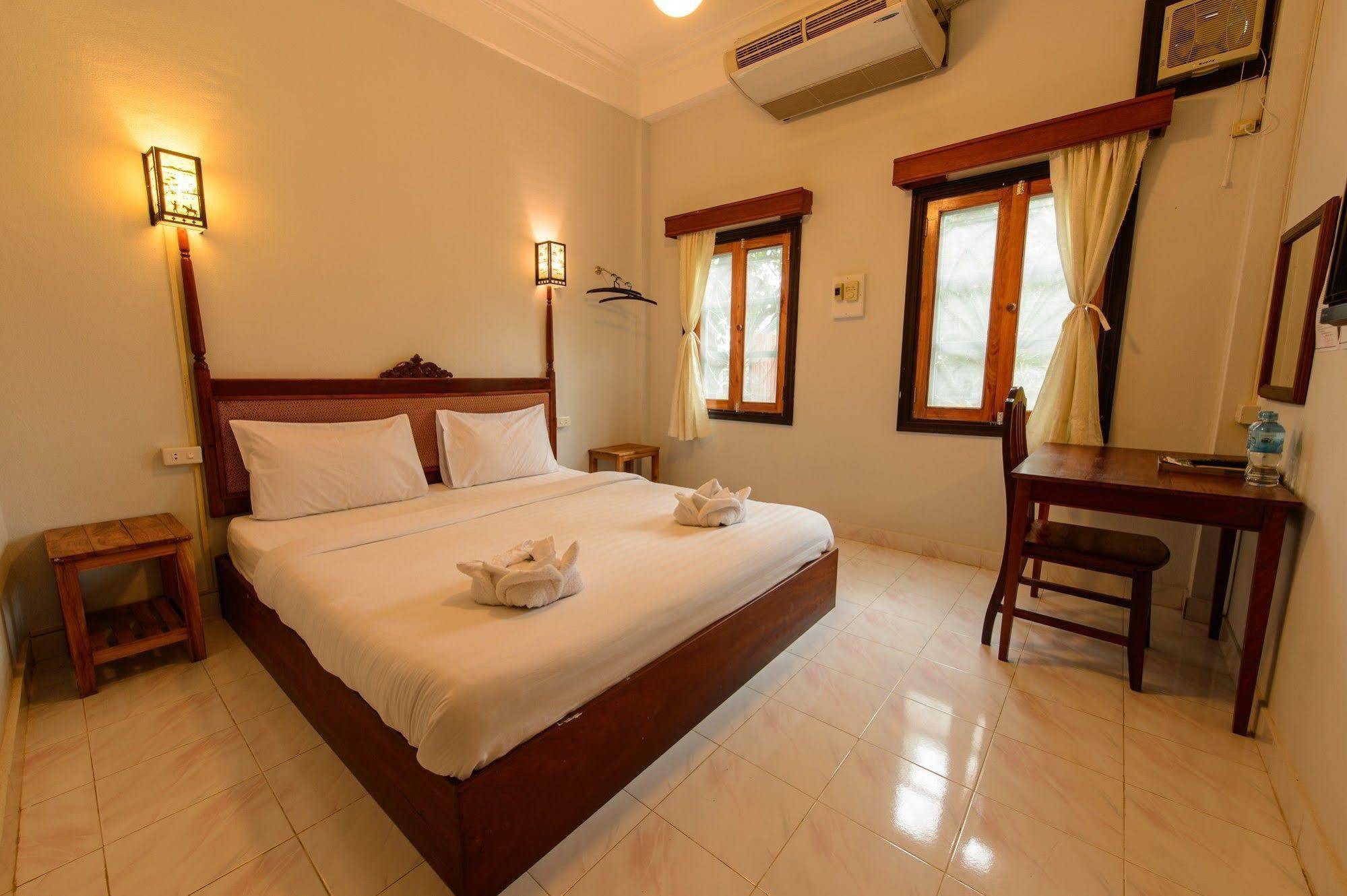 Sabaidee Guesthouse Luang Prabang Ngoại thất bức ảnh