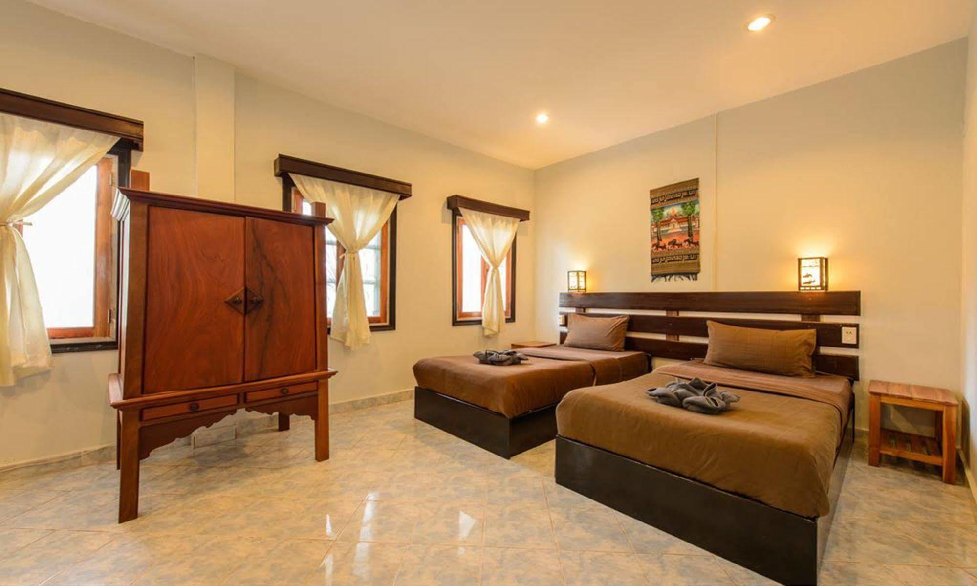 Sabaidee Guesthouse Luang Prabang Ngoại thất bức ảnh